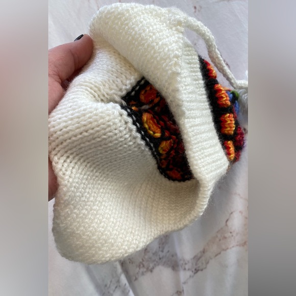 Adult Handmade knitted Hat from Alpaca wool - Picture 4 of 6